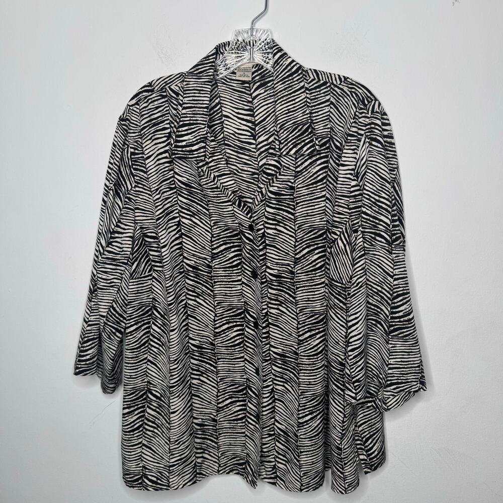 Notations Woman Zebra Print Blouse Top Black White 1X Button Front 3/4 Sleeve‎